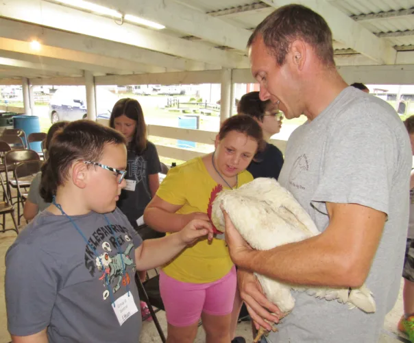 Marshall Co. Students Get Hands-On Experience With Agriculture